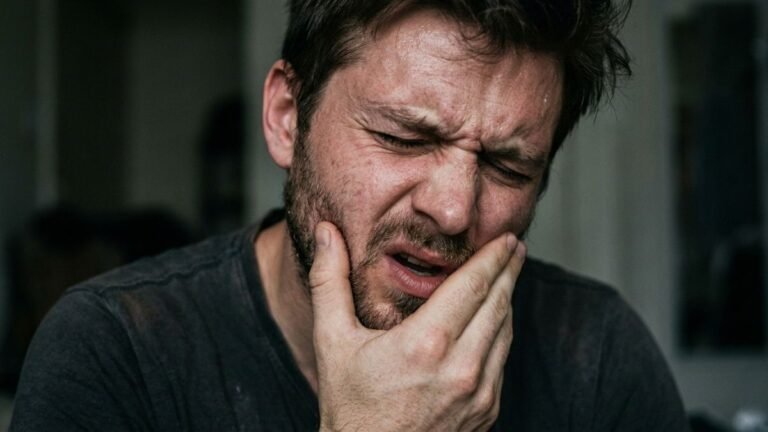 Solusi Sakit Gigi Berlubang Dental 21 PIK